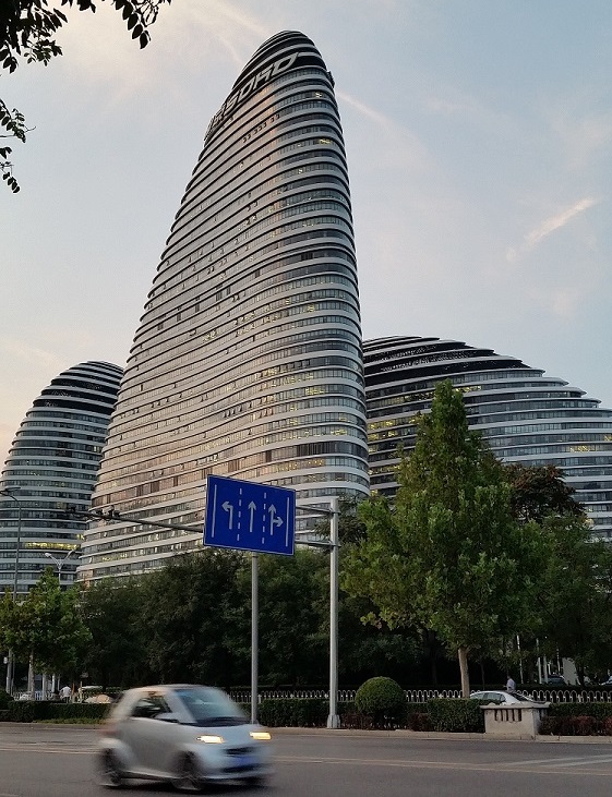 Wangjing_Soho_by_Zaha_Hadid.jpg